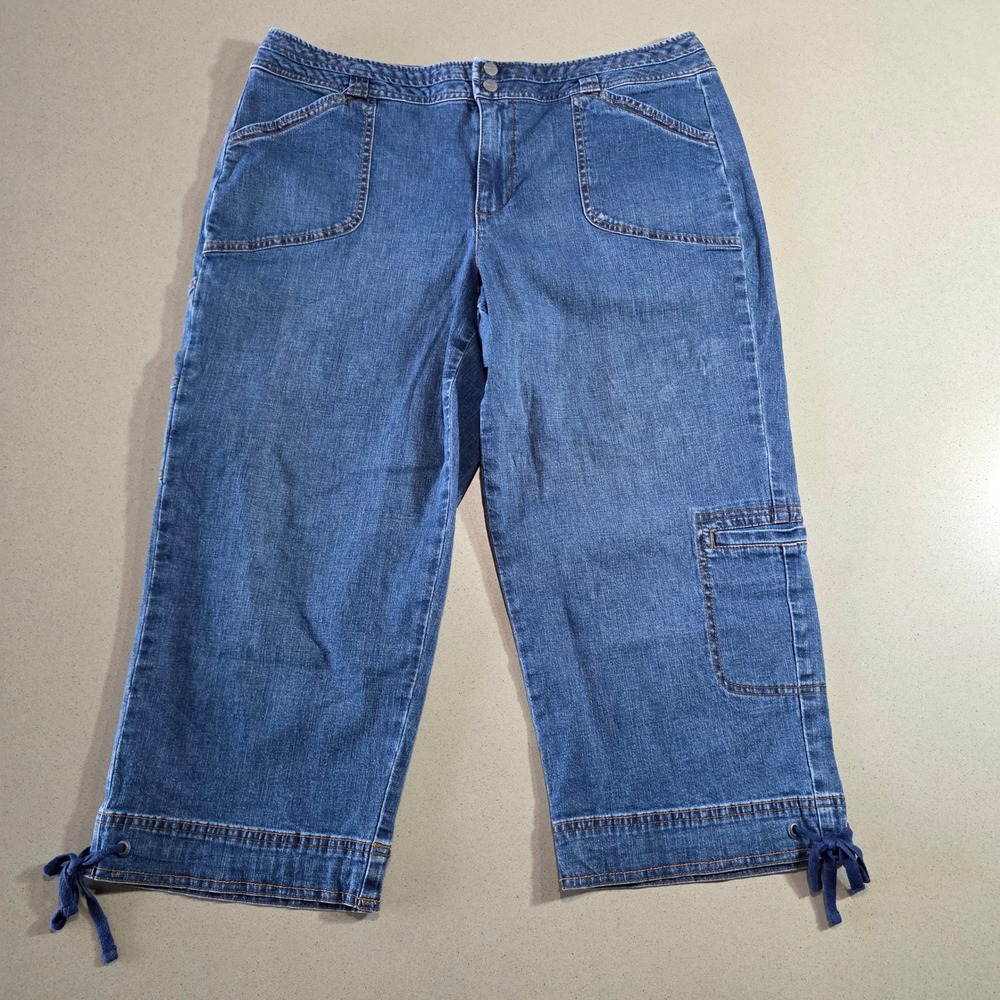 Coldwater Creek Women Size 14 Blue Denim Capri Cargo Pants Tie Hem Medium Wash